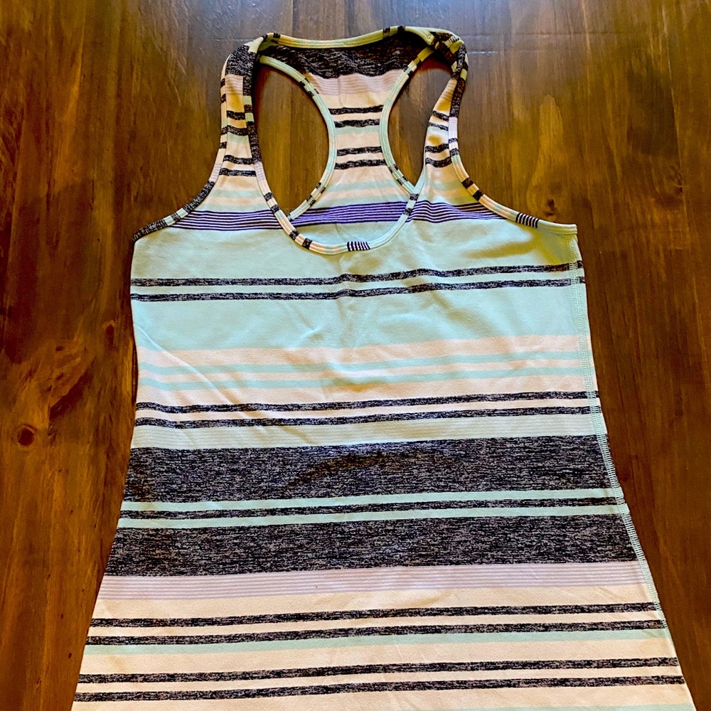 Lululemon size 6 striped tank
